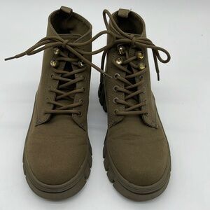 Guess Hedya Lug Sole Canvas Combat/Moto Booties Women Size 9